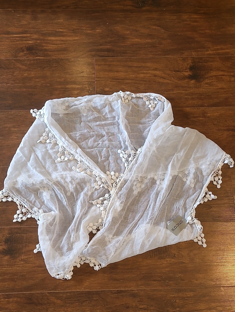 Chicos Lightweight White Lace-Trim Cover-Up Top Scarf